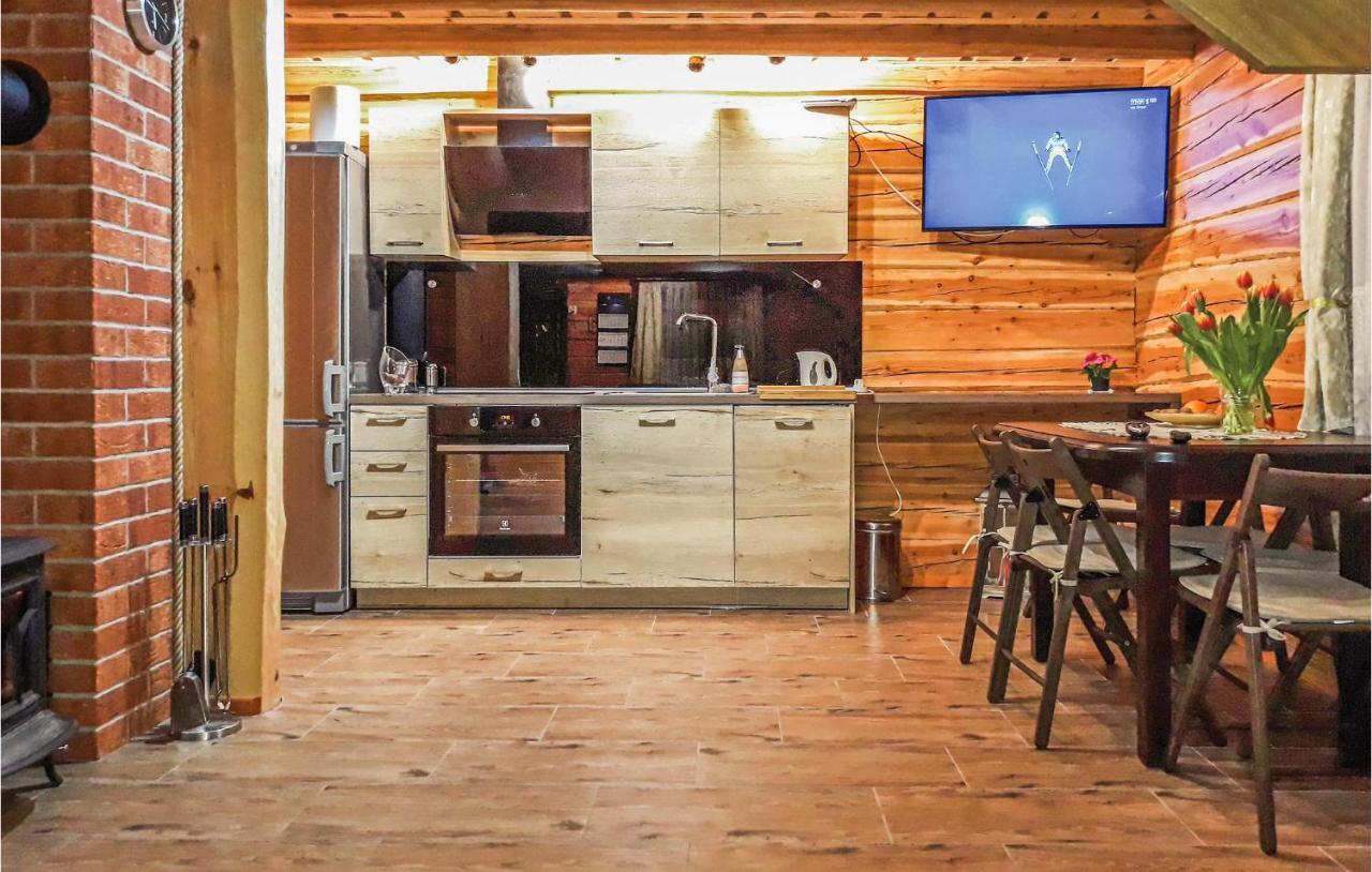 Awesome Home In Osiek With Kitchenette Extérieur photo